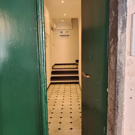 Carugio 167 Parcheggio Privato Centro Storico A * Chiavari