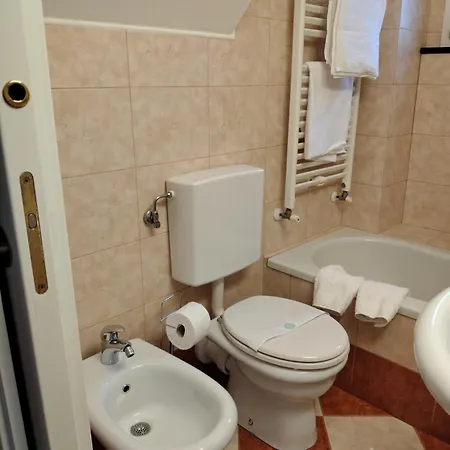Carugio 167 Parcheggio Privato Centro Storico A * Chiavari