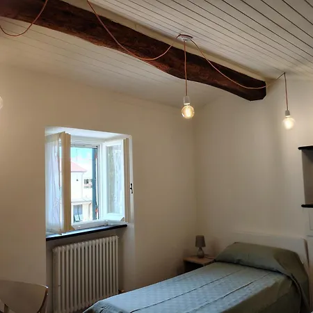 Carugio 167 Parcheggio Privato Centro Storico A Apartamento *
